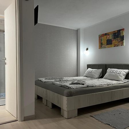קורטאה דה ארגס Four Rooms מראה חיצוני תמונה